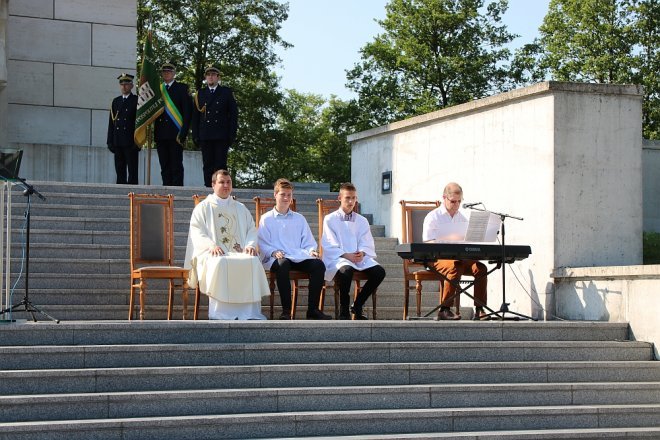 Msza święta na zakończenie Dni Ostrołęki [27.05.2018] - zdjęcie #2 - eOstroleka.pl