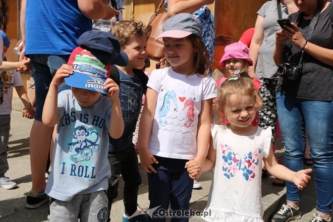 Przedszkolaki z Krainy Misiów w Fabryce Cukierków [24.05.2018] - zdjęcie #22 - eOstroleka.pl