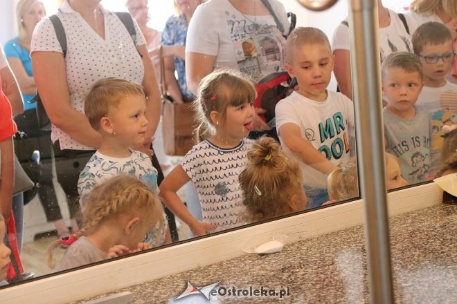 Przedszkolaki z Krainy Misiów w Fabryce Cukierków [24.05.2018] - zdjęcie #13 - eOstroleka.pl