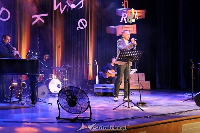 Robert Mróz, dr pulmonolog zaśpiewał dla ostrołęckich artystów i działaczy kultury [29.05.2018] - zdjęcie #14 - eOstroleka.pl