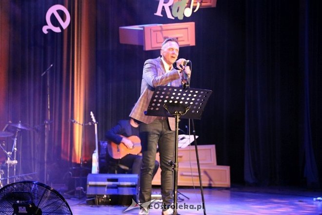 Robert Mróz, dr pulmonolog zaśpiewał dla ostrołęckich artystów i działaczy kultury [29.05.2018] - zdjęcie #13 - eOstroleka.pl
