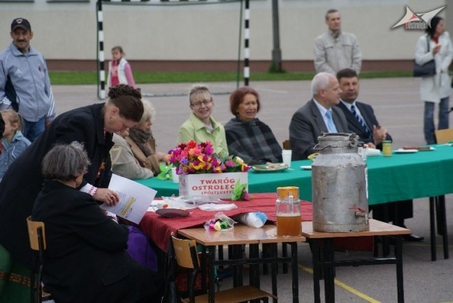 Dni Patrona w SP 5 (15.05.2010) - zdjęcie #22 - eOstroleka.pl