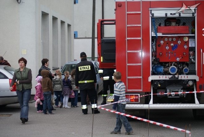 Dni Patrona w SP 5 (15.05.2010) - zdjęcie #21 - eOstroleka.pl