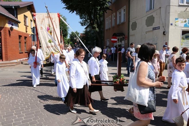 Procesja Bożego Ciała w parafi pw. św. Antoniego w Ostrołęce [31.05.2018] - zdjęcie #18 - eOstroleka.pl