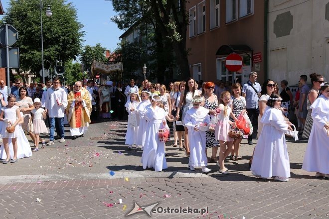 Procesja Bożego Ciała w parafi pw. św. Antoniego w Ostrołęce [31.05.2018] - zdjęcie #256 - eOstroleka.pl