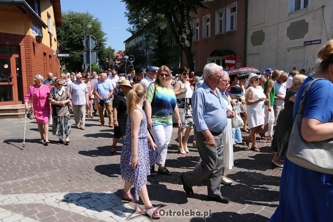 Procesja Bożego Ciała w parafi pw. św. Antoniego w Ostrołęce [31.05.2018] - zdjęcie #225 - eOstroleka.pl
