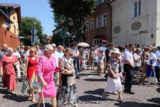 Procesja Bożego Ciała w parafi pw. św. Antoniego w Ostrołęce [31.05.2018] - zdjęcie #240 - eOstroleka.pl