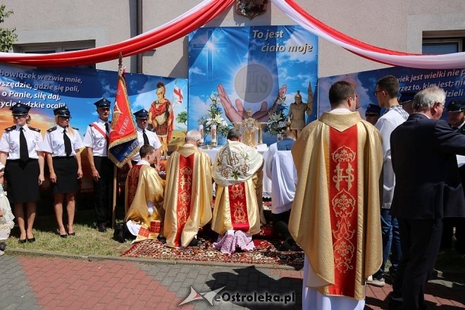 Procesja Bożego Ciała w parafi pw. św. Antoniego w Ostrołęce [31.05.2018] - zdjęcie #207 - eOstroleka.pl