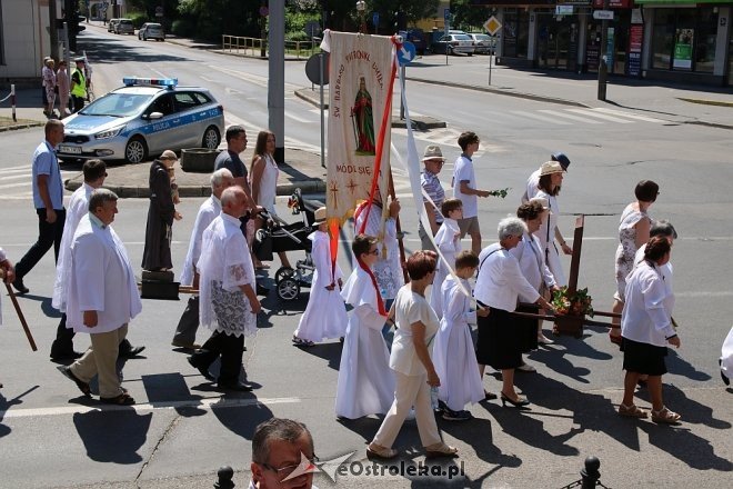 Procesja Bożego Ciała w parafi pw. św. Antoniego w Ostrołęce [31.05.2018] - zdjęcie #193 - eOstroleka.pl