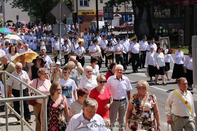 Procesja Bożego Ciała w parafi pw. św. Antoniego w Ostrołęce [31.05.2018] - zdjęcie #190 - eOstroleka.pl