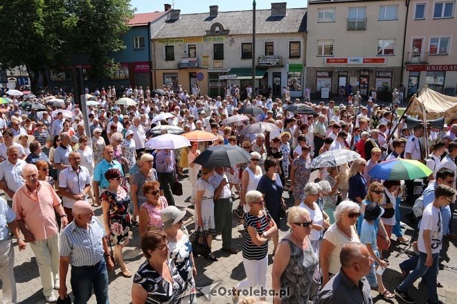 Procesja Bożego Ciała w parafi pw. św. Antoniego w Ostrołęce [31.05.2018] - zdjęcie #174 - eOstroleka.pl