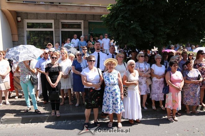 Procesja Bożego Ciała w parafi pw. św. Antoniego w Ostrołęce [31.05.2018] - zdjęcie #151 - eOstroleka.pl