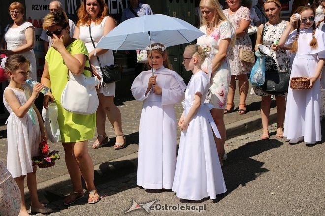 Procesja Bożego Ciała w parafi pw. św. Antoniego w Ostrołęce [31.05.2018] - zdjęcie #143 - eOstroleka.pl