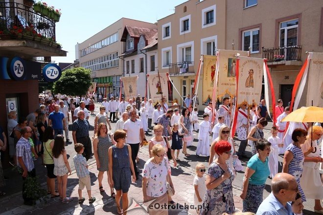 Procesja Bożego Ciała w parafi pw. św. Antoniego w Ostrołęce [31.05.2018] - zdjęcie #132 - eOstroleka.pl