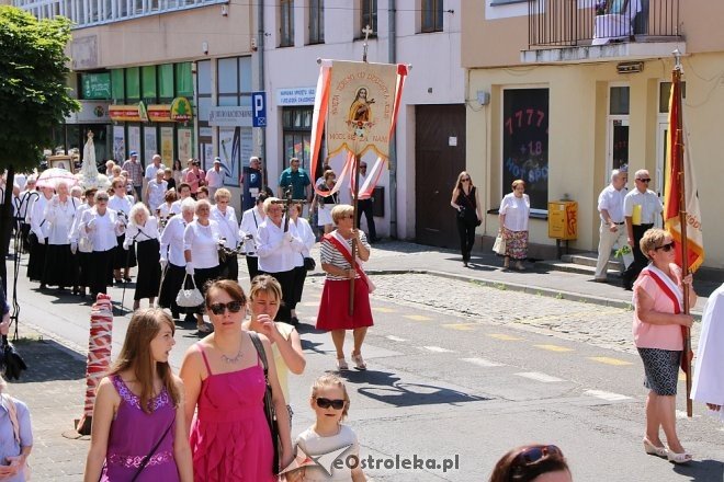 Procesja Bożego Ciała w parafi pw. św. Antoniego w Ostrołęce [31.05.2018] - zdjęcie #128 - eOstroleka.pl