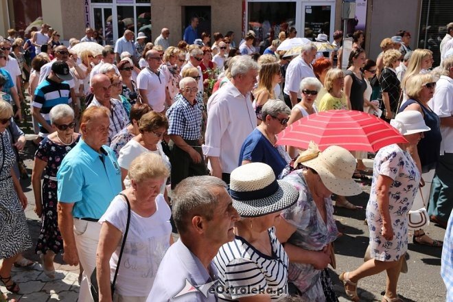 Procesja Bożego Ciała w parafi pw. św. Antoniego w Ostrołęce [31.05.2018] - zdjęcie #100 - eOstroleka.pl