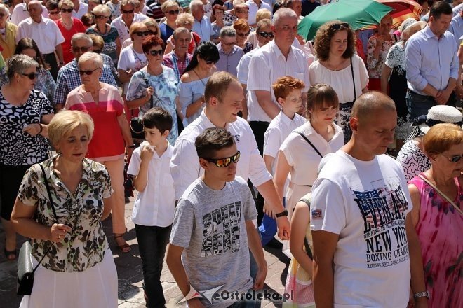Procesja Bożego Ciała w parafi pw. św. Antoniego w Ostrołęce [31.05.2018] - zdjęcie #92 - eOstroleka.pl