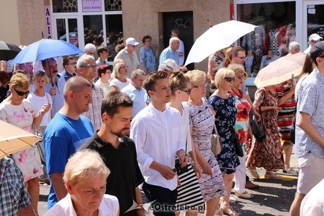 Procesja Bożego Ciała w parafi pw. św. Antoniego w Ostrołęce [31.05.2018] - zdjęcie #84 - eOstroleka.pl
