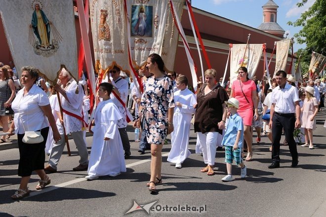 Procesja Bożego Ciała w parafi pw. św. Antoniego w Ostrołęce [31.05.2018] - zdjęcie #31 - eOstroleka.pl