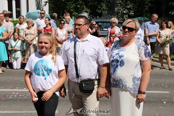 Procesja Bożego Ciała w parafi pw. św. Antoniego w Ostrołęce [31.05.2018] - zdjęcie #8 - eOstroleka.pl