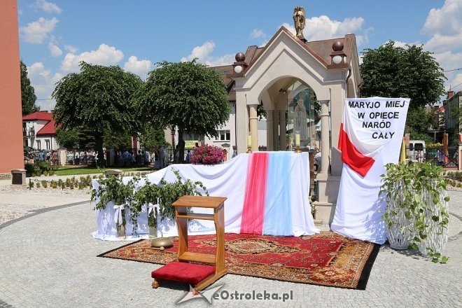 Procesja Bożego Ciała w parafi pw. św. Antoniego w Ostrołęce [31.05.2018] - zdjęcie #1 - eOstroleka.pl