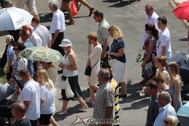 Procesja Bożego Ciała w parafii pw. Zbawiciela Świata w Ostrołęce [31.05.2018] - zdjęcie #12 - eOstroleka.pl