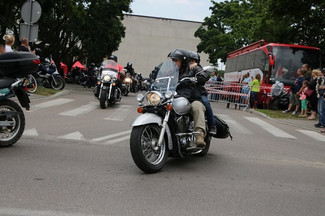Motoserce 2018: Parada motocykli ulicami Ostrołęki [02.06.2018] - zdjęcie #34 - eOstroleka.pl