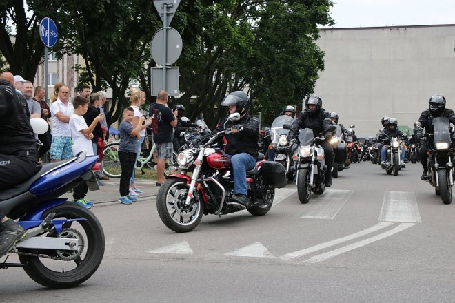 Motoserce 2018: Parada motocykli ulicami Ostrołęki [02.06.2018] - zdjęcie #36 - eOstroleka.pl
