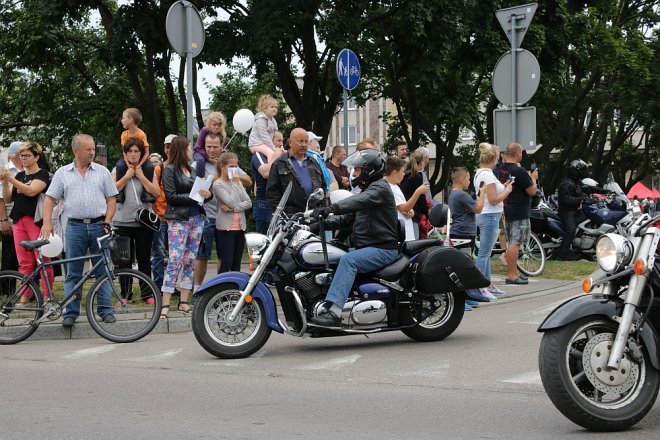 Motoserce 2018: Parada motocykli ulicami Ostrołęki [02.06.2018] - zdjęcie #42 - eOstroleka.pl