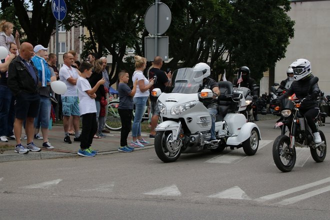 Motoserce 2018: Parada motocykli ulicami Ostrołęki [02.06.2018] - zdjęcie #49 - eOstroleka.pl
