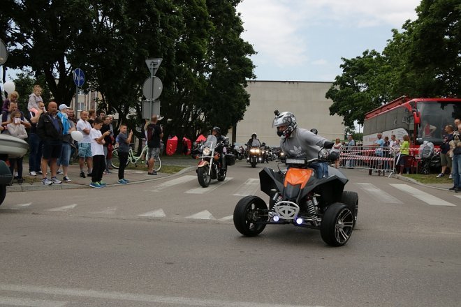 Motoserce 2018: Parada motocykli ulicami Ostrołęki [02.06.2018] - zdjęcie #244 - eOstroleka.pl