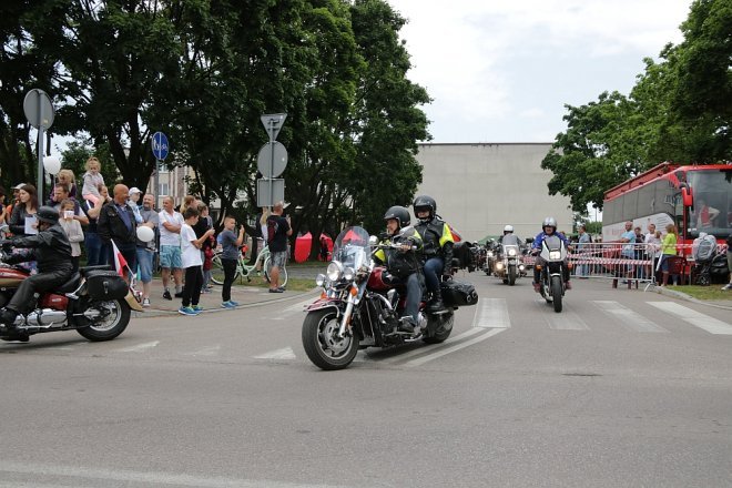 Motoserce 2018: Parada motocykli ulicami Ostrołęki [02.06.2018] - zdjęcie #70 - eOstroleka.pl