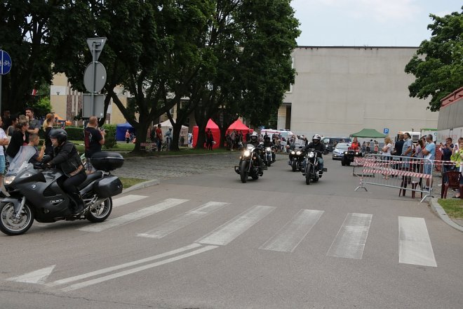 Motoserce 2018: Parada motocykli ulicami Ostrołęki [02.06.2018] - zdjęcie #220 - eOstroleka.pl