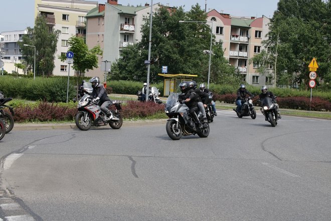 Motoserce 2018: Parada motocykli ulicami Ostrołęki [02.06.2018] - zdjęcie #117 - eOstroleka.pl