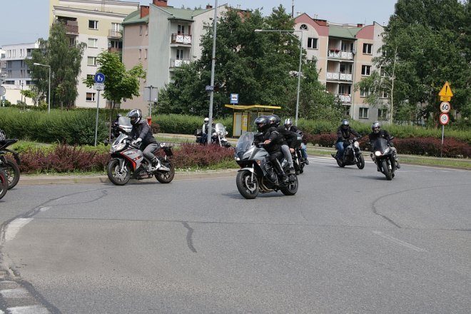 Motoserce 2018: Parada motocykli ulicami Ostrołęki [02.06.2018] - zdjęcie #196 - eOstroleka.pl