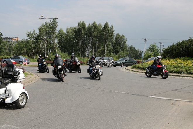 Motoserce 2018: Parada motocykli ulicami Ostrołęki [02.06.2018] - zdjęcie #141 - eOstroleka.pl