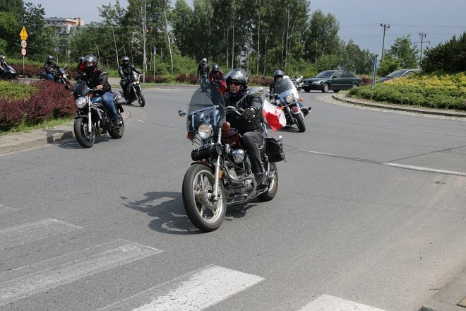 Motoserce 2018: Parada motocykli ulicami Ostrołęki [02.06.2018] - zdjęcie #167 - eOstroleka.pl