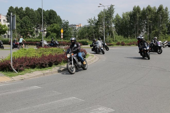 Motoserce 2018: Parada motocykli ulicami Ostrołęki [02.06.2018] - zdjęcie #170 - eOstroleka.pl