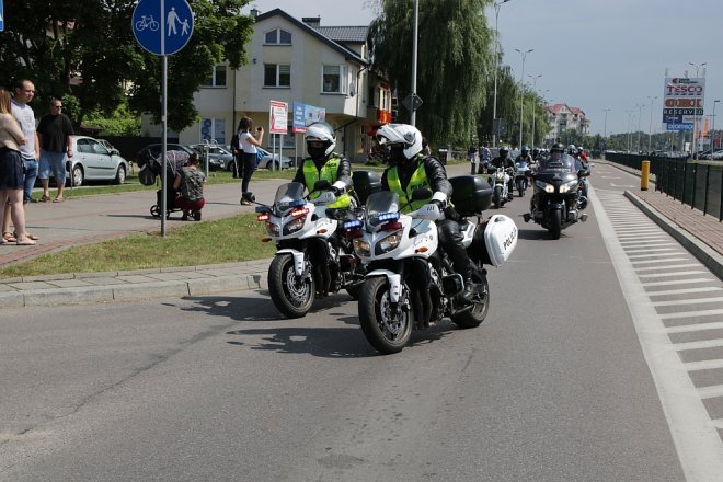 Motoserce 2018: Parada motocykli ulicami Ostrołęki [02.06.2018] - zdjęcie #197 - eOstroleka.pl