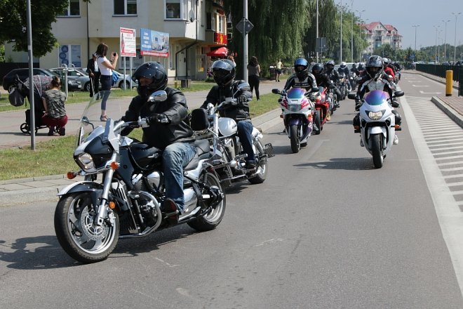 Motoserce 2018: Parada motocykli ulicami Ostrołęki [02.06.2018] - zdjęcie #199 - eOstroleka.pl