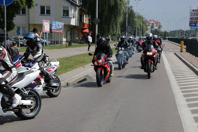 Motoserce 2018: Parada motocykli ulicami Ostrołęki [02.06.2018] - zdjęcie #201 - eOstroleka.pl