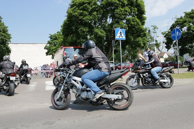 Motoserce 2018: Parada motocykli ulicami Ostrołęki [02.06.2018] - zdjęcie #210 - eOstroleka.pl