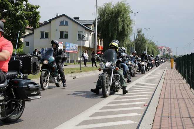 Motoserce 2018: Parada motocykli ulicami Ostrołęki [02.06.2018] - zdjęcie #219 - eOstroleka.pl
