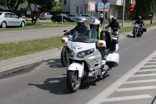 Motoserce 2018: Parada motocykli ulicami Ostrołęki [02.06.2018] - zdjęcie #284 - eOstroleka.pl
