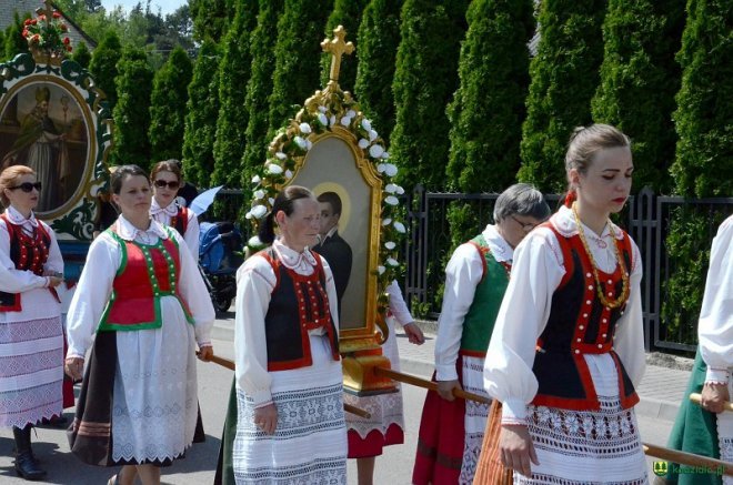 Procesja Bożego Ciała w Kadzidle [31.05.2018] - zdjęcie #117 - eOstroleka.pl