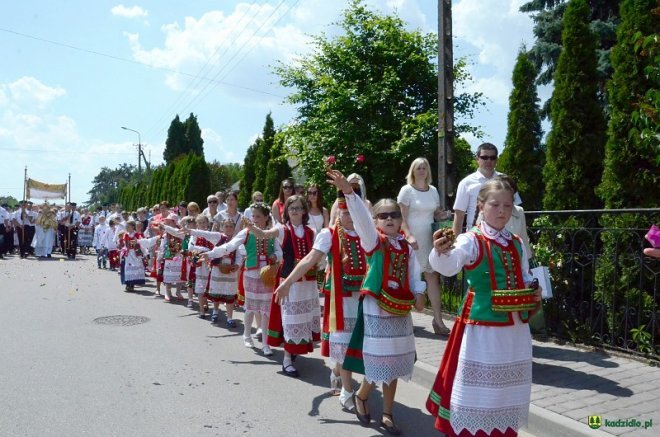 Procesja Bożego Ciała w Kadzidle [31.05.2018] - zdjęcie #81 - eOstroleka.pl