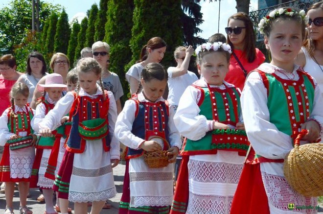 Procesja Bożego Ciała w Kadzidle [31.05.2018] - zdjęcie #74 - eOstroleka.pl