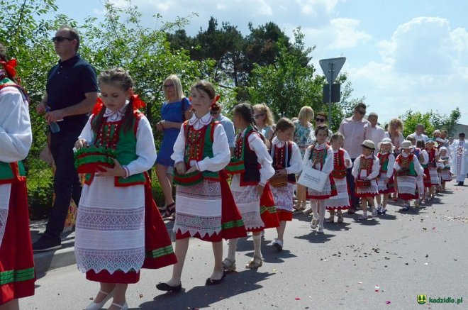 Procesja Bożego Ciała w Kadzidle [31.05.2018] - zdjęcie #69 - eOstroleka.pl