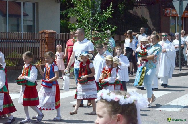 Procesja Bożego Ciała w Kadzidle [31.05.2018] - zdjęcie #30 - eOstroleka.pl