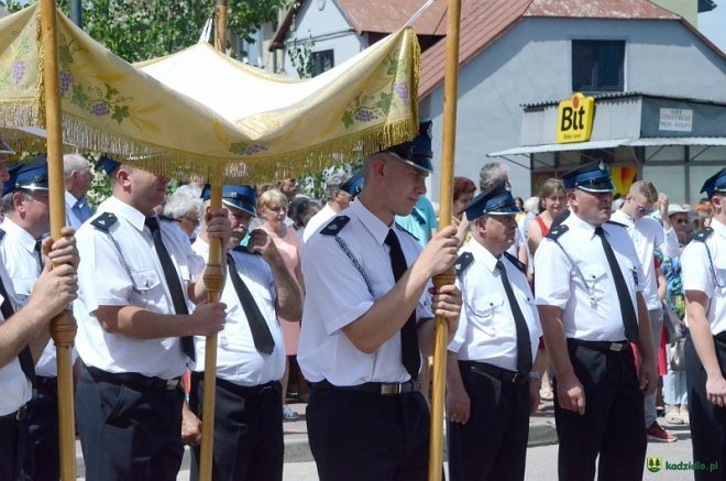 Procesja Bożego Ciała w Kadzidle [31.05.2018] - zdjęcie #10 - eOstroleka.pl